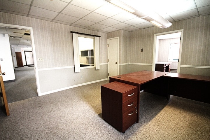 More Photos Of 7 Henry St, Worcester Light Manufacturing For Lease