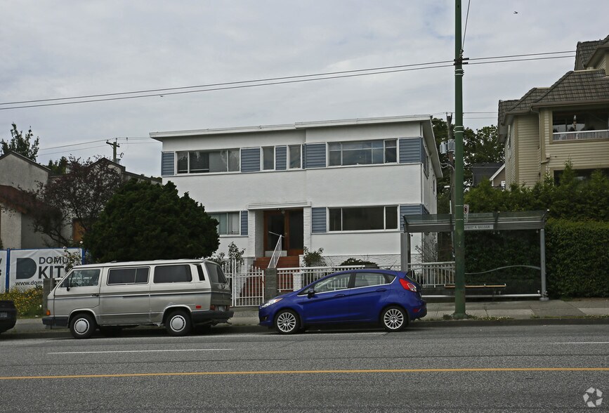 Primary Photo Of 2425 W Broadway, Vancouver Apartments For Sale