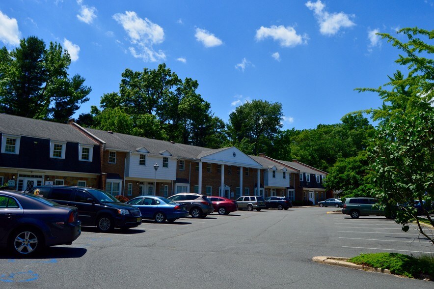 More Photos Of 1901 N Olden Ave, Ewing Office For Lease