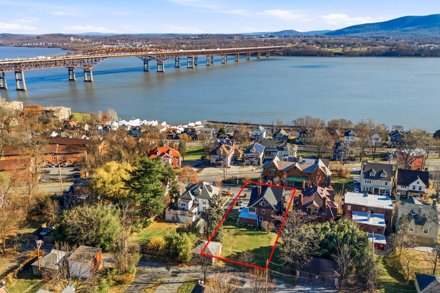 More Photos Of 415 Grand St, Newburgh Apartments For Sale