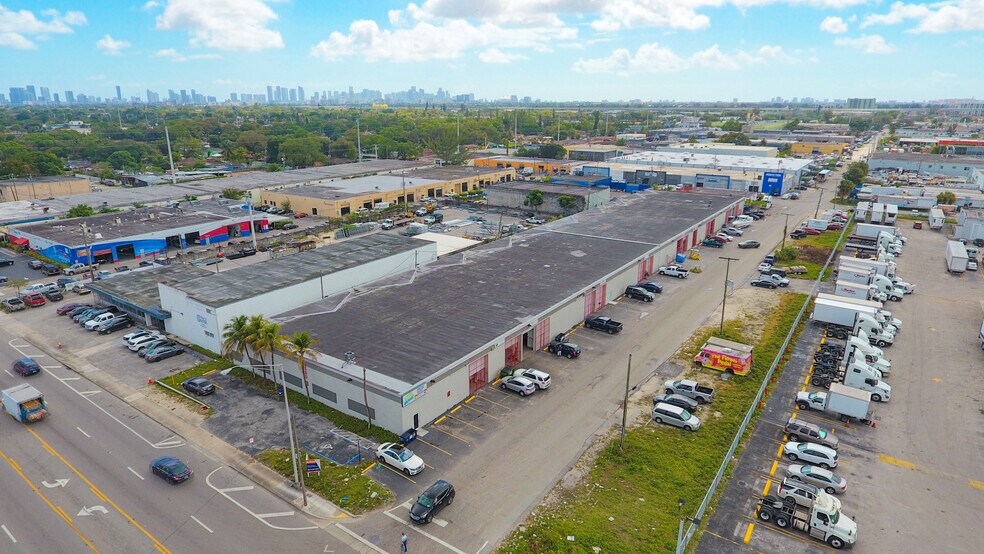 More Photos Of 3580 NW 54th St, Miami Warehouse For Lease