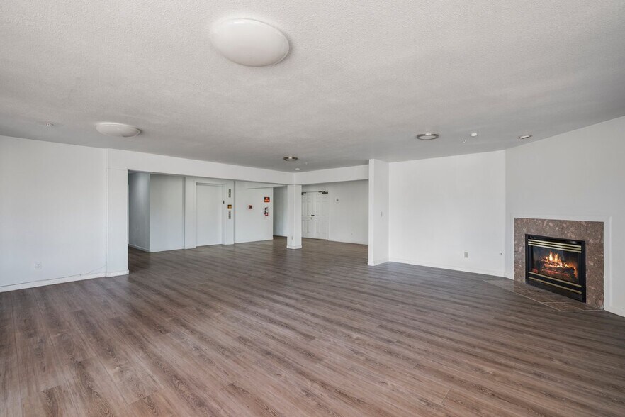 More Photos Of 2001 Broadway, San Pablo Apartments For Sale