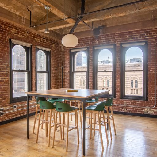 More Photos Of 811 W 7th St, Los Angeles Loft Creative Space For Lease