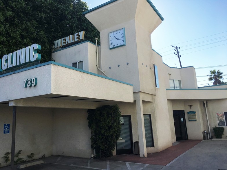 Primary Photo Of 739-741 N Fairfax Ave, Los Angeles Medical For Lease