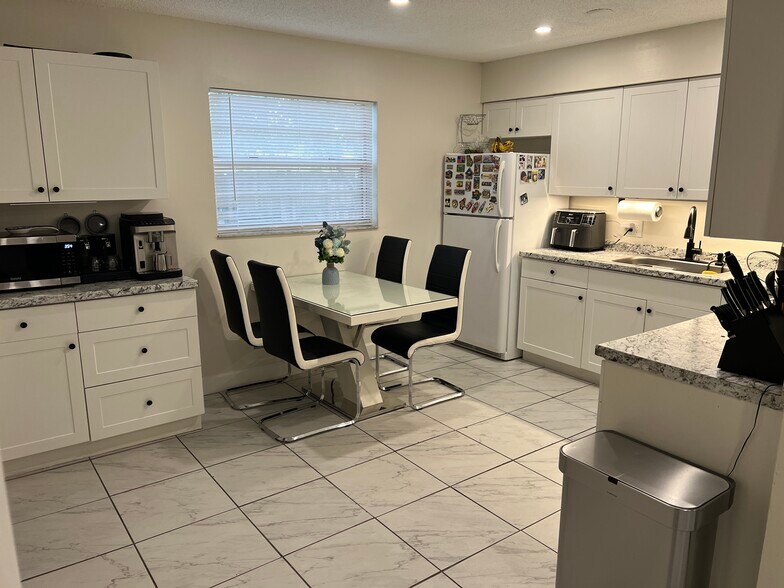 More Photos Of 1450-1480 SW 2nd Ave, Dania Beach Apartments For Sale