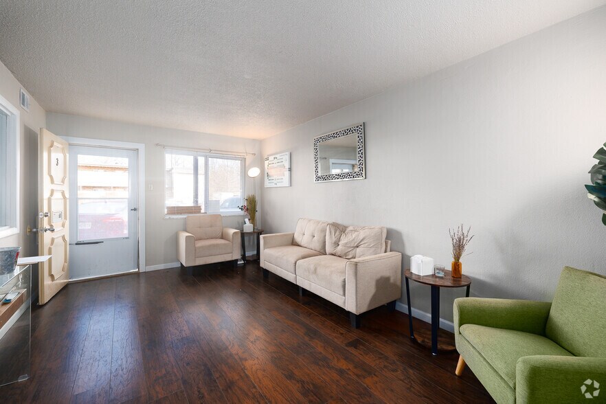 More Photos Of 9860 Le Coeur Ct, Saint Ann Apartments For Sale