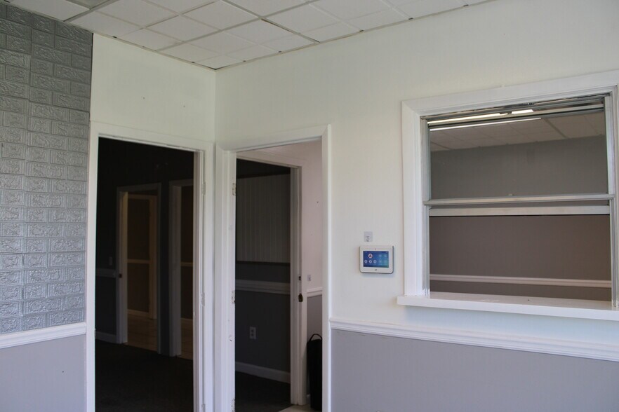 More Photos Of 3632 US Highway 92 E, Lakeland Storefront Retail Office For Lease