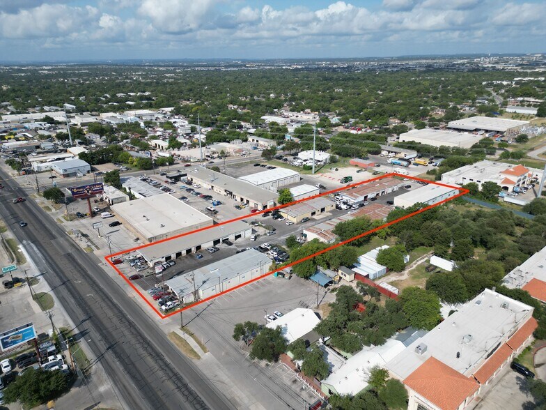 More Photos Of 11116 N Lamar Blvd, Austin Service For Sale