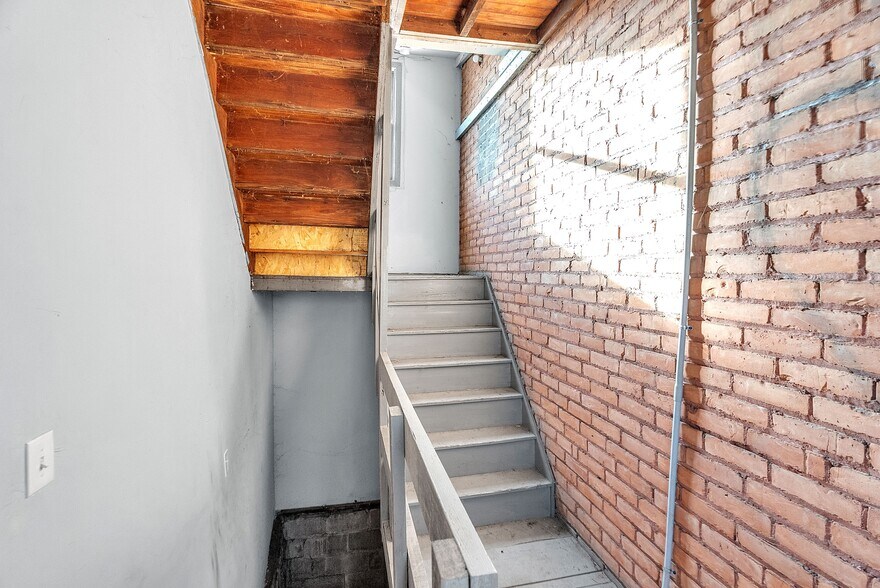 More Photos Of 12346 Stoepel St, Detroit Multifamily For Sale