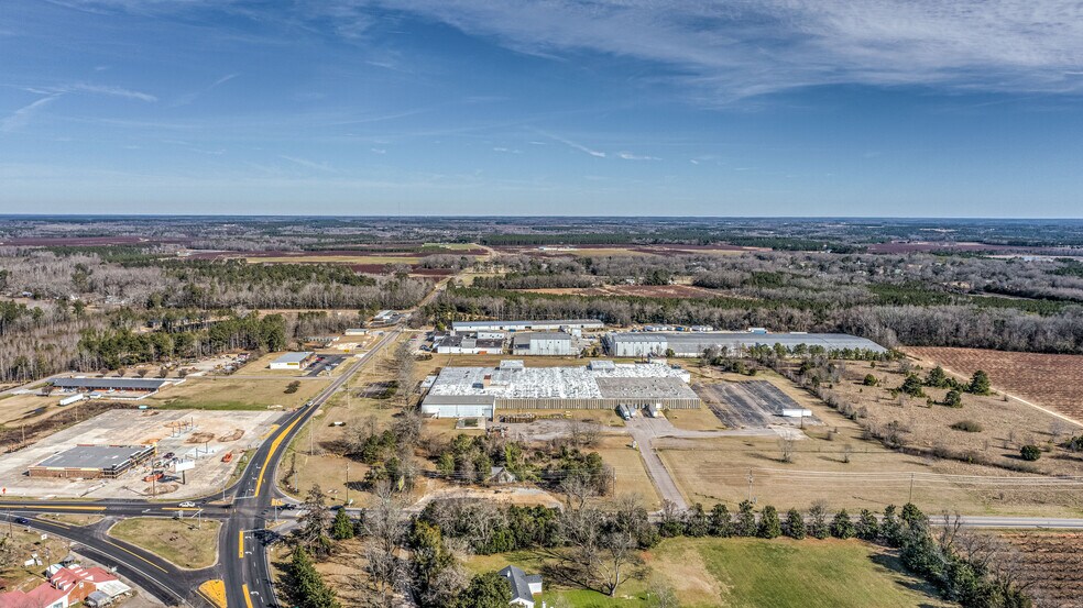 More Photos Of 14 Pine House Rd, Trenton Warehouse For Sale