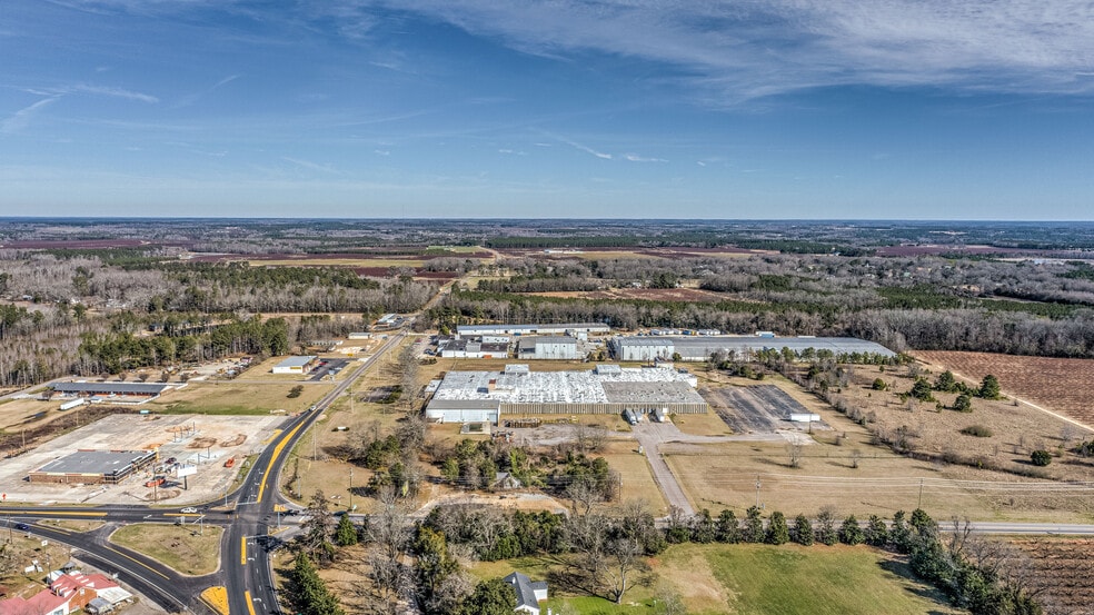 More Photos Of 14 Pine House Rd, Trenton Warehouse For Sale