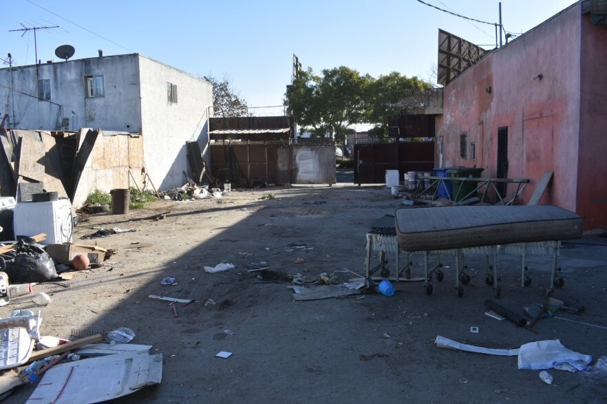 More Photos Of 621-633 E Manchester Ave, Los Angeles Land For Lease