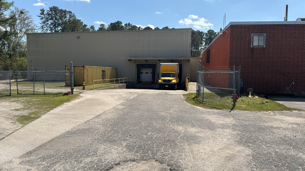 More Photos Of 7427 NC Highway 58 S, Stantonsburg Manufacturing For Lease