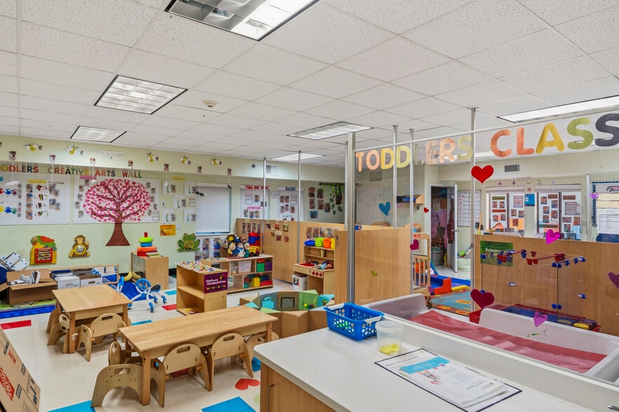 More Photos Of 83 Sugarland Run Dr, Sterling Daycare Center For Lease