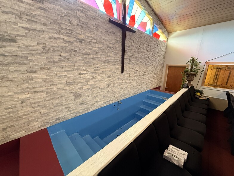 More Photos Of 1850 15th St, San Pablo Religious Facility For Sale