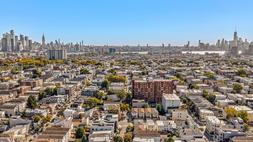 More Photos Of 80 Paterson St, Jersey City Apartments For Sale