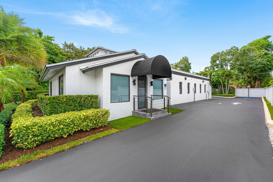 More Photos Of 320 Davie Blvd, Fort Lauderdale Office For Sale