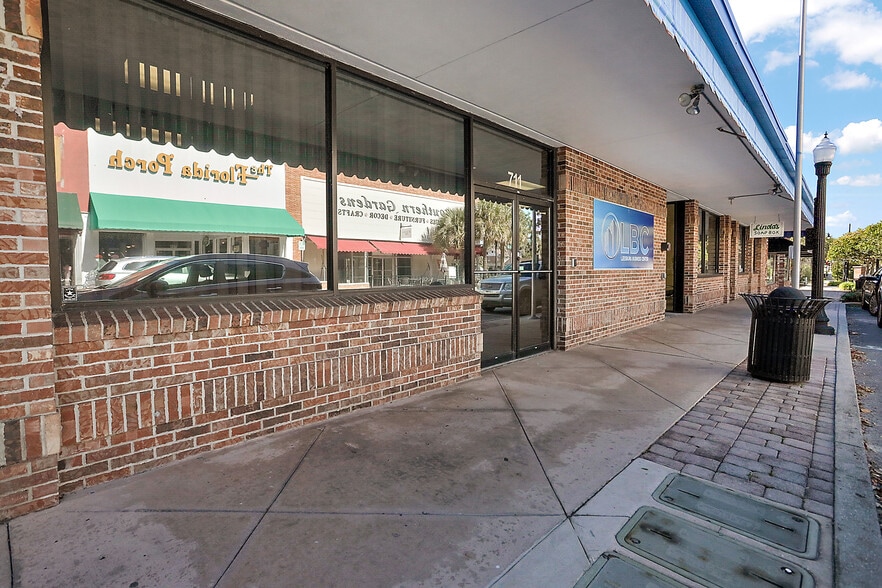 More Photos Of 711 W Main St, Leesburg Medical For Lease
