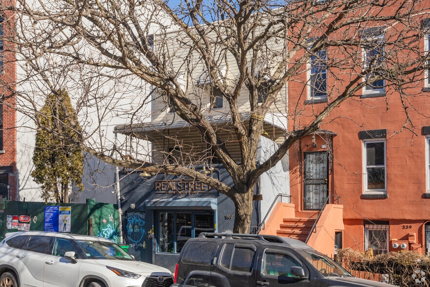 More Photos Of 337 Tompkins Ave, Brooklyn Storefront Retail Residential For Lease