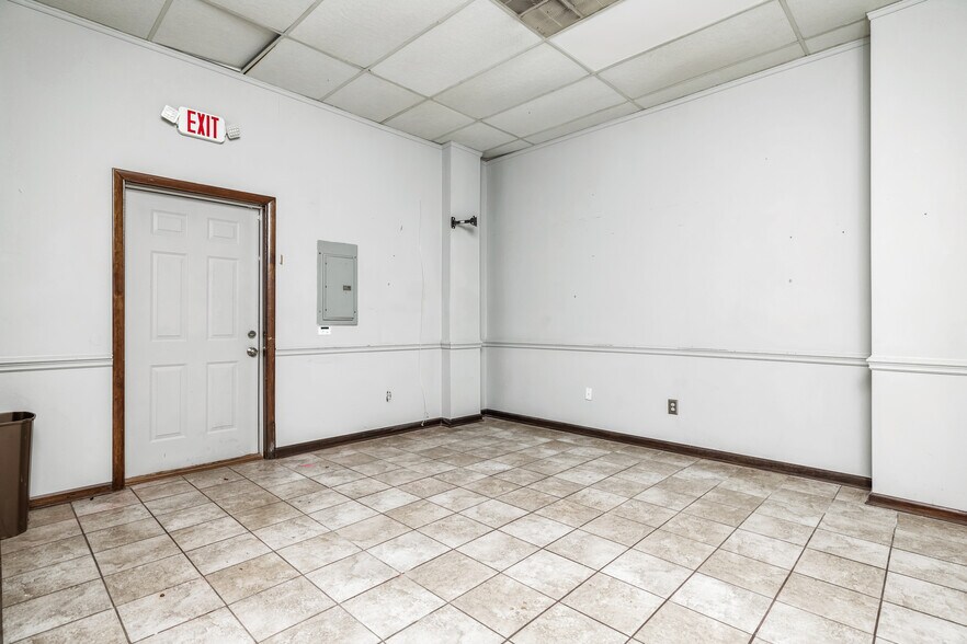 More Photos Of 9153 Two Notch Rd, Columbia Freestanding For Sale