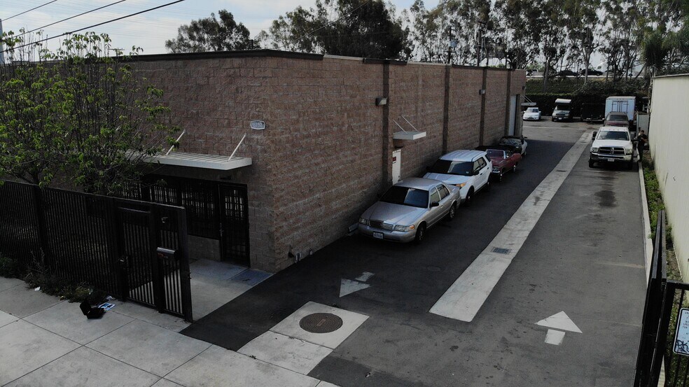 More Photos Of 8752 Park St, Bellflower Warehouse For Sale