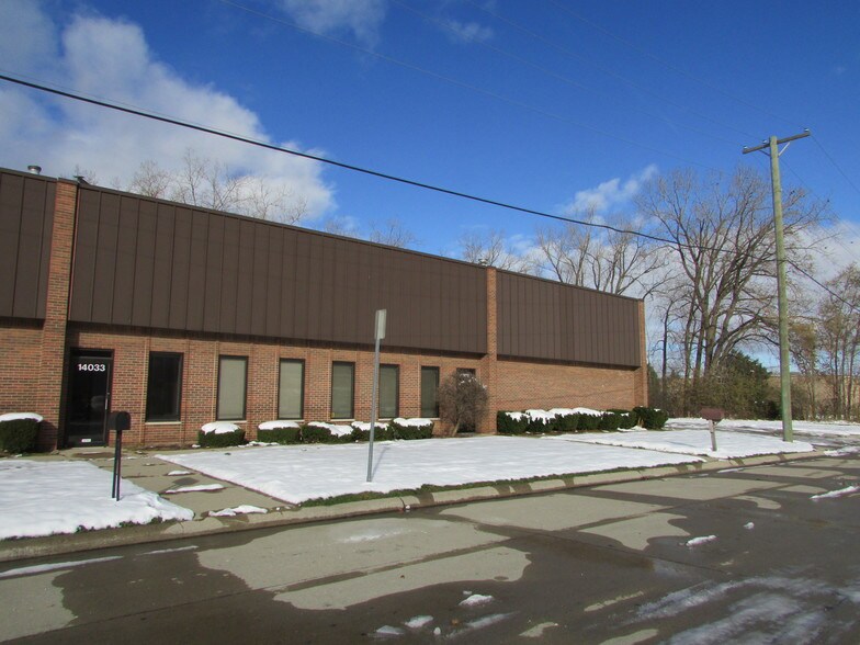 More Photos Of 14033-14055 Achyl Ave, Warren Warehouse For Sale