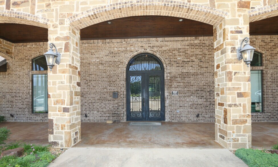 More Photos Of 15488 Fm 2493, Tyler Medical For Lease