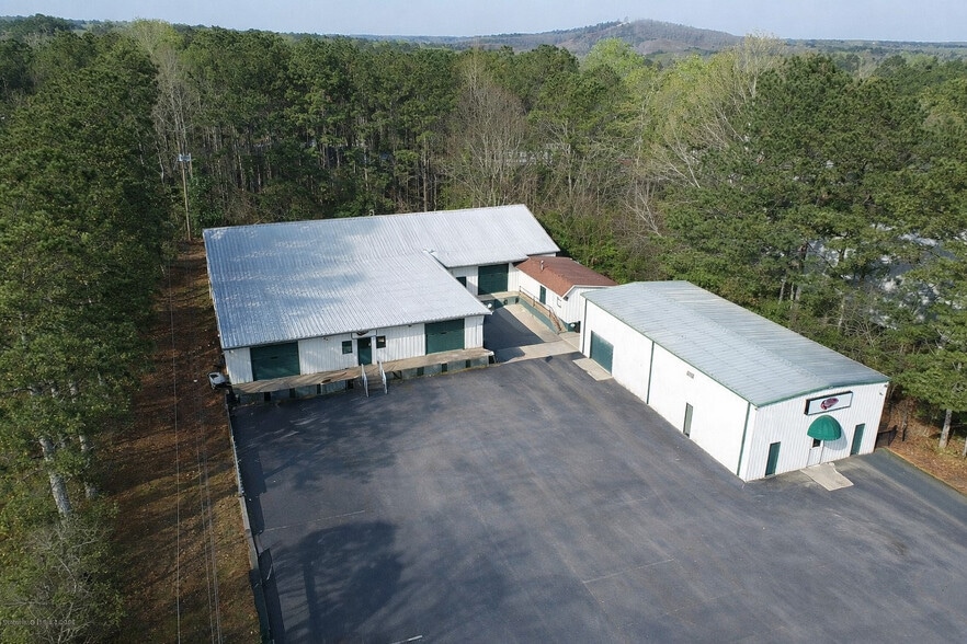 Primary Photo Of 7843 Conners Rd, Winston Showroom For Sale