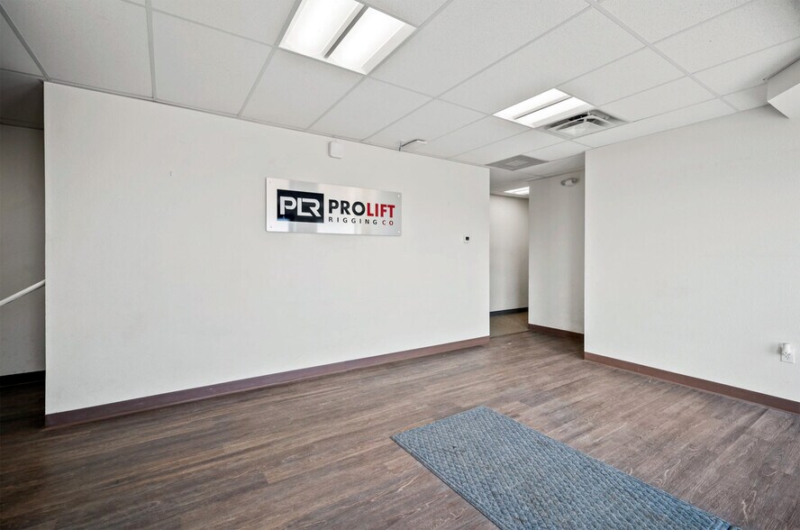 More Photos Of 15784 County Road 36, Platteville Warehouse For Lease