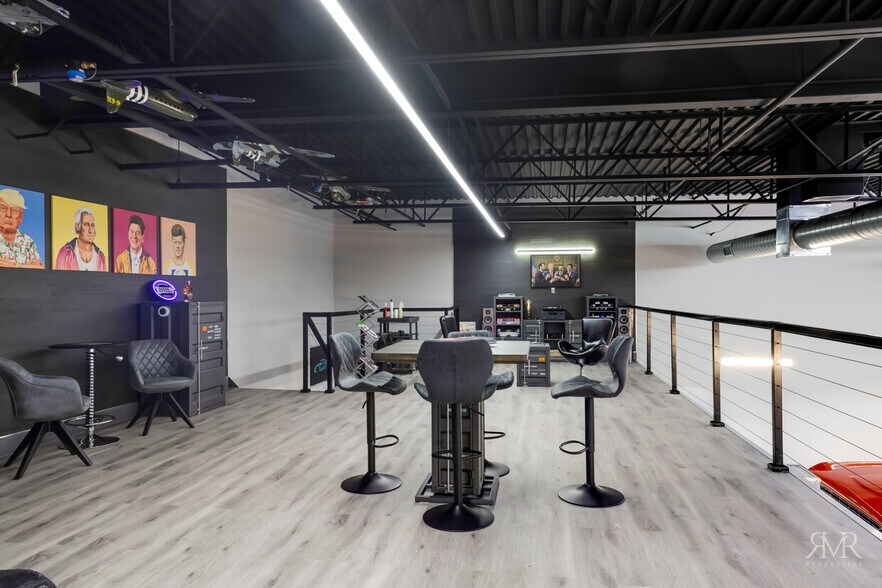 More Photos Of 1435 FM 1463 Rd, Katy Showroom For Lease