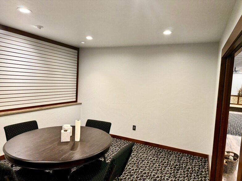 More Photos Of 311 12th St, Chinook Specialty For Sale