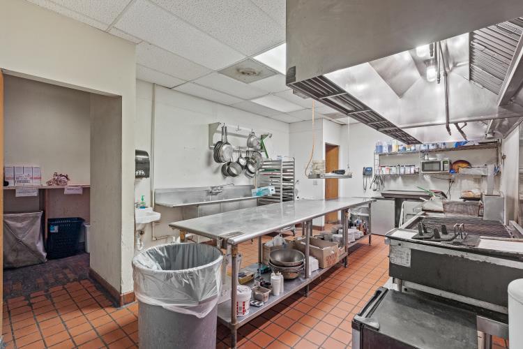 More Photos Of 215 Broadway St, Cottonwood Falls Hotel For Sale