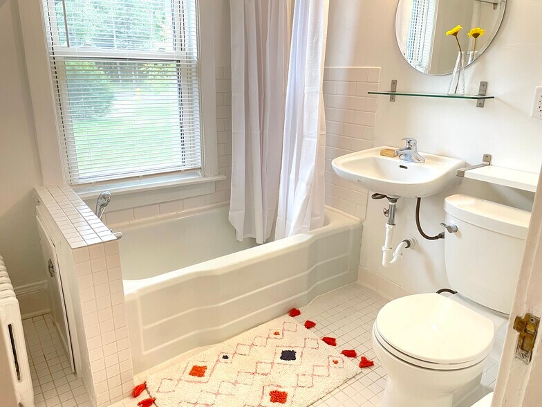 More Photos Of 930 89th Ave W, Duluth Apartments For Sale