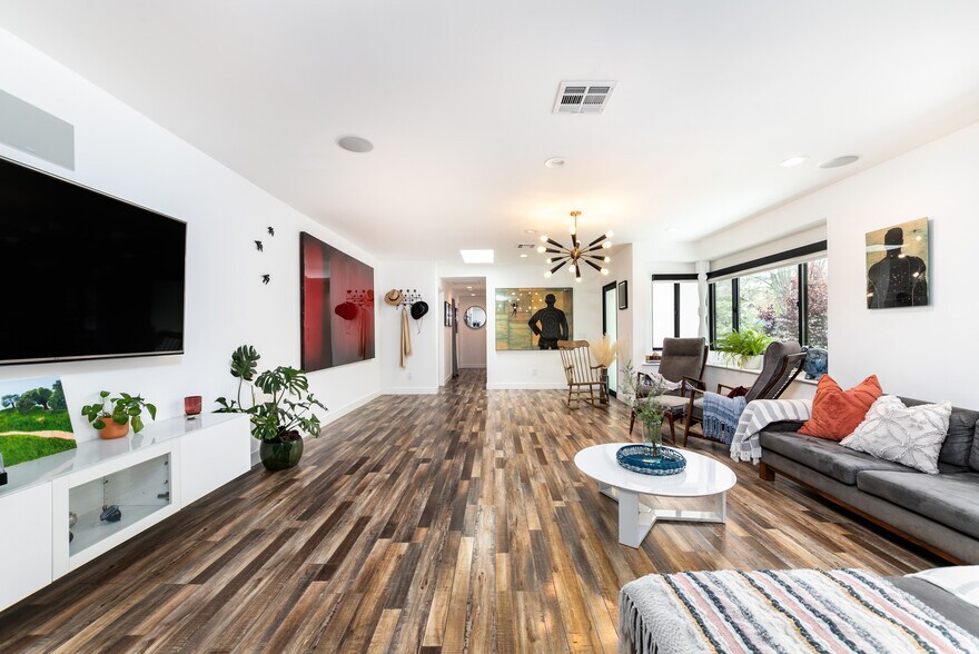 More Photos Of 1865 El Monte Dr, Thousand Oaks Apartments For Sale