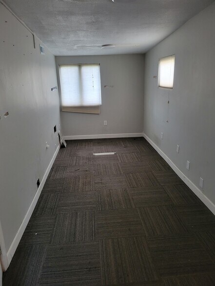More Photos Of 1241 Hill Rd, Pickerington Medical For Lease