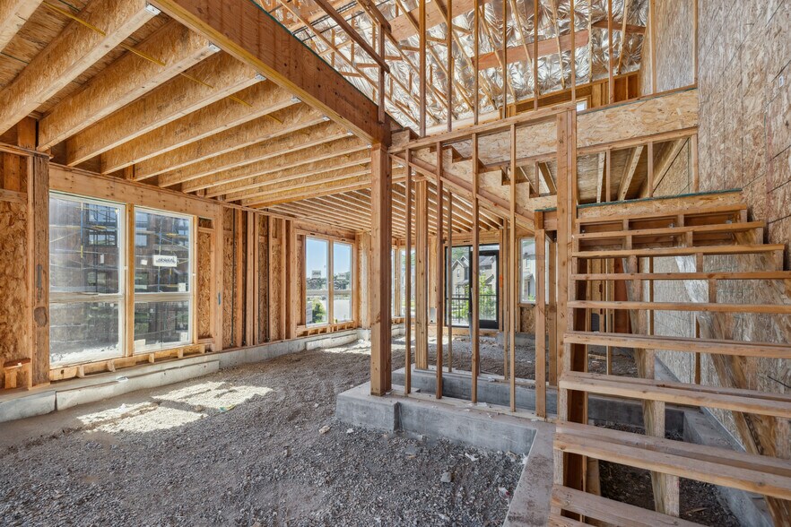 More Photos Of 1076-1086 W Wasatch Spring Rd, Hideout Office Residential For Lease