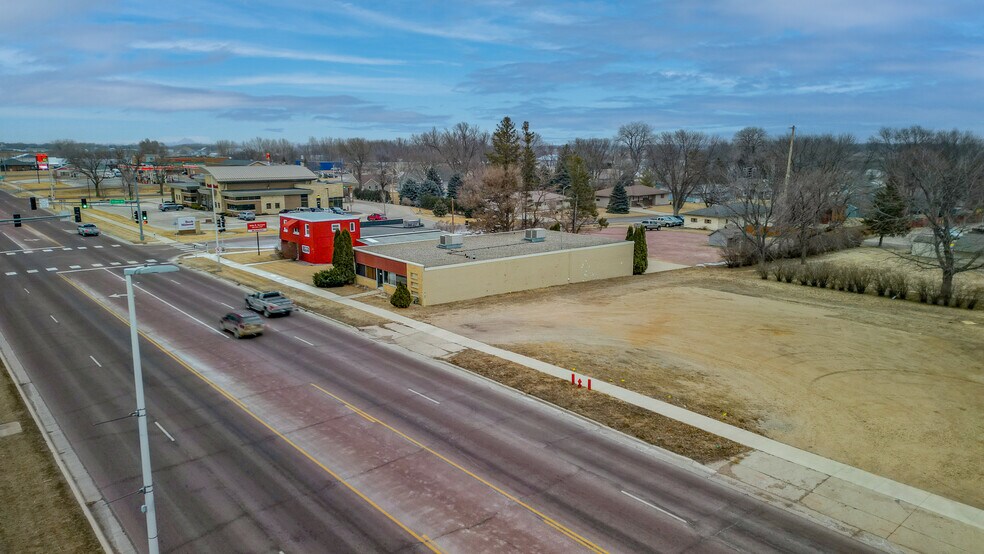 More Photos Of 411 S State St, Fairmont Light Distribution For Sale