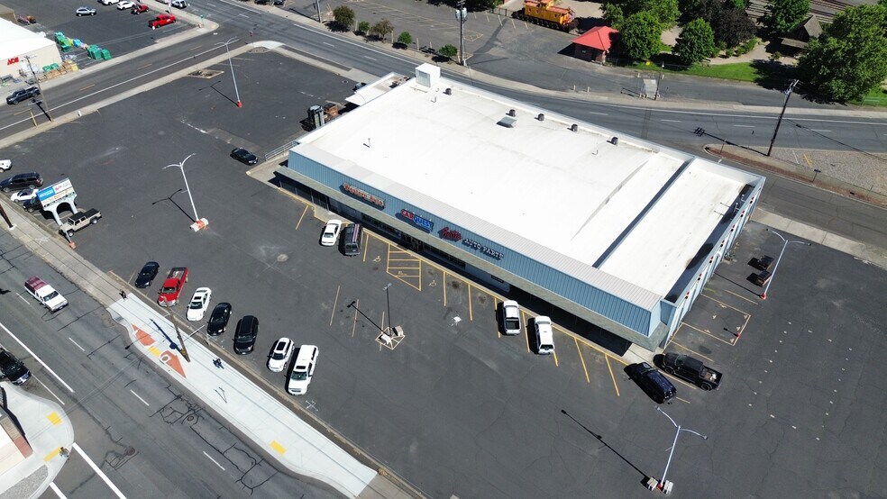 More Photos Of 336 SW Emigrant Ave, Pendleton Storefront For Lease