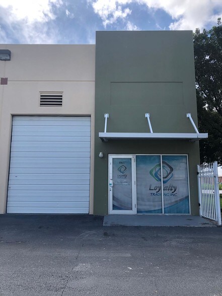 More Photos Of 10601-10677 NW 122nd St, Medley Warehouse For Lease