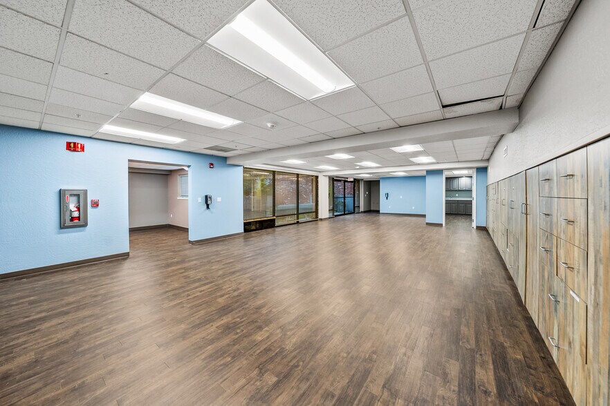 More Photos Of 2166 NW Vine St, Grants Pass Medical For Sale