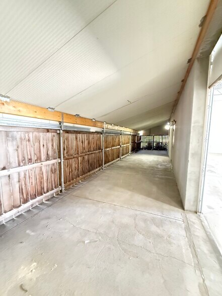 More Photos Of 1985 W Iliff Ave, Englewood Warehouse For Lease