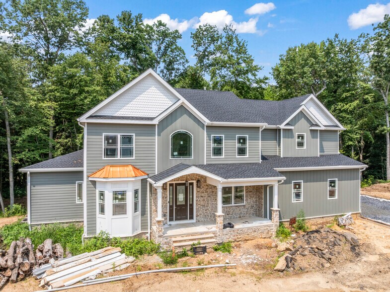 More Photos Of 8 Winthrop ct, East Brunswick Land For Sale