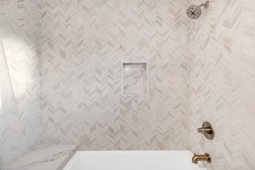 More Photos Of 419 S Rexford Dr, Beverly Hills Apartments For Sale