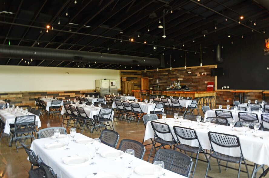 More Photos Of 709 & 718 State 59 Rd, Edgerton General Retail For Sale