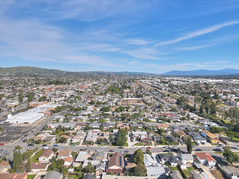 More Photos Of 275-299 Monte Vista St, La Habra Apartments For Sale