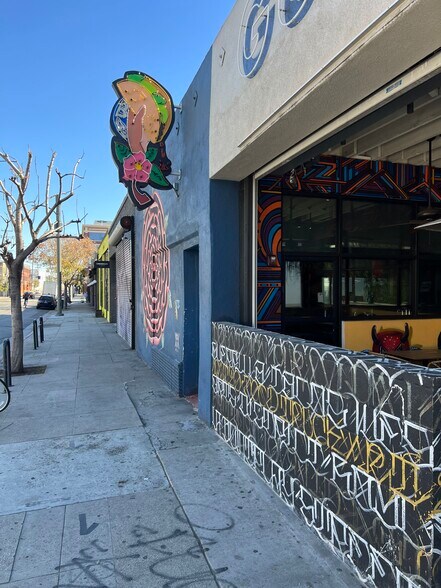 More Photos Of 2000 E 7th St, Los Angeles Storefront For Lease