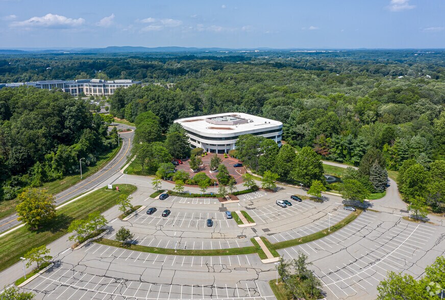 More Photos Of 100 Northfield Dr, Windsor Office For Lease