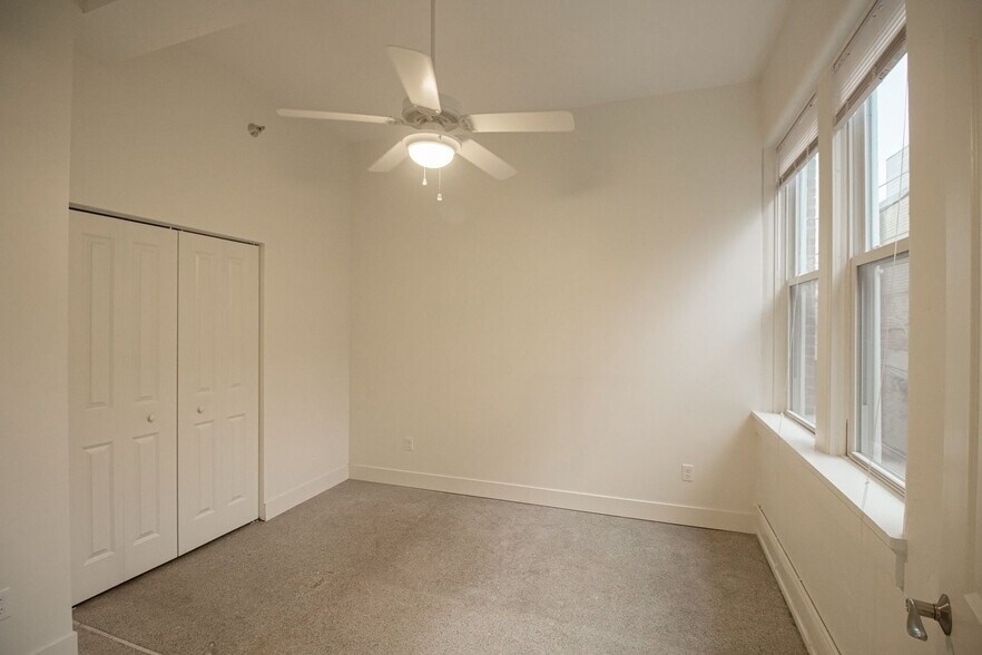 More Photos Of 615 Ferry St, Lafayette Apartments For Sale