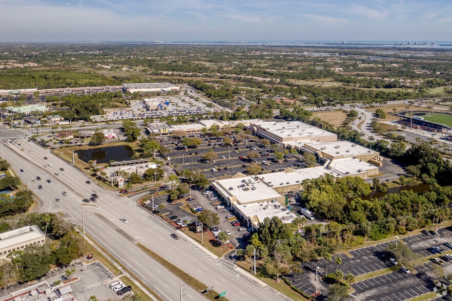 More Photos Of 3183-3299 NW Federal Hwy, Jensen Beach Unknown For Lease