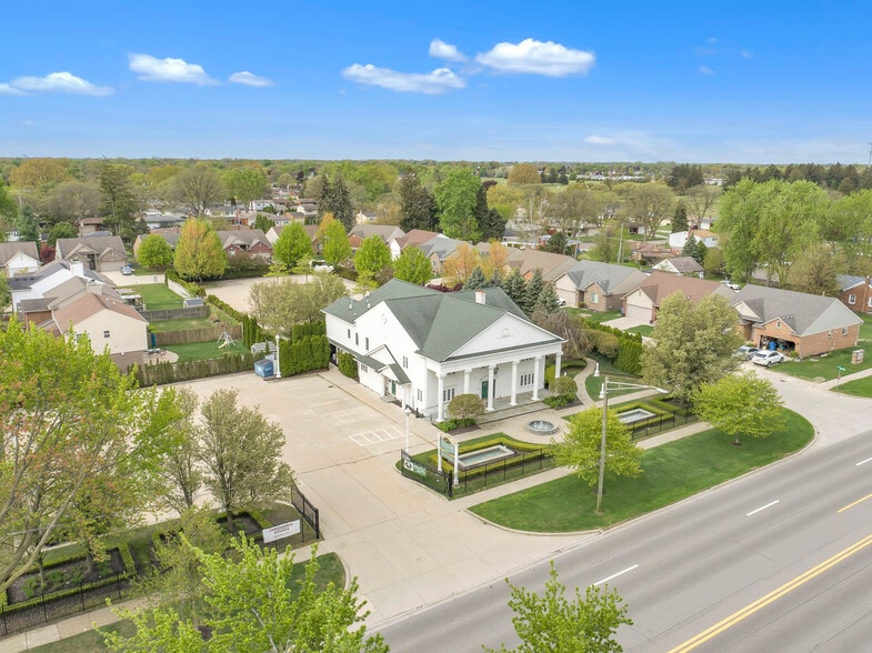 More Photos Of 4860 E 13 Mile Rd, Warren Lodge Meeting Hall For Sale